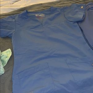 Grey’s Anatomy Ceil Blue Scrub Set
